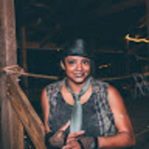 Meet your Posher, Takeina